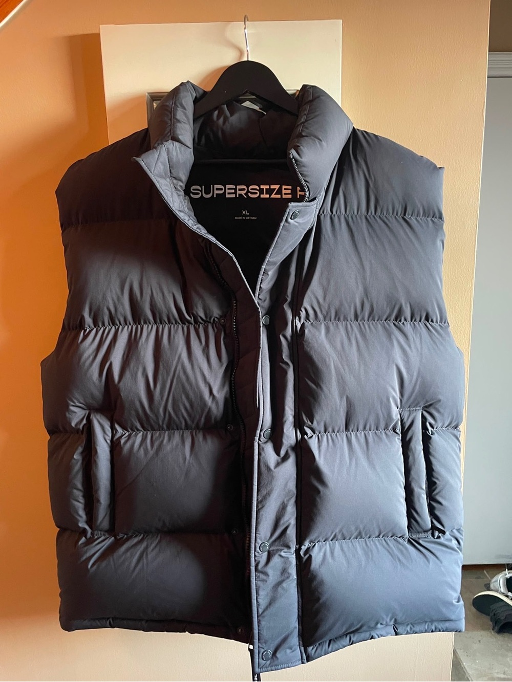 Aritzia Black Quilted Puffer Vest